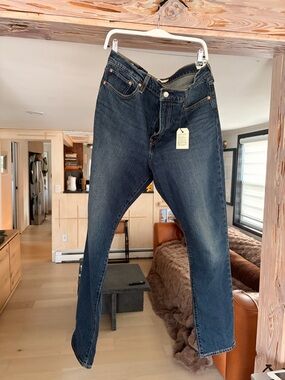 Levi’s wedgie jeans size 33 x 32